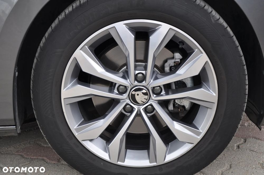 Skoda Superb 2.0 TDI SCR Ambition DSG - 14