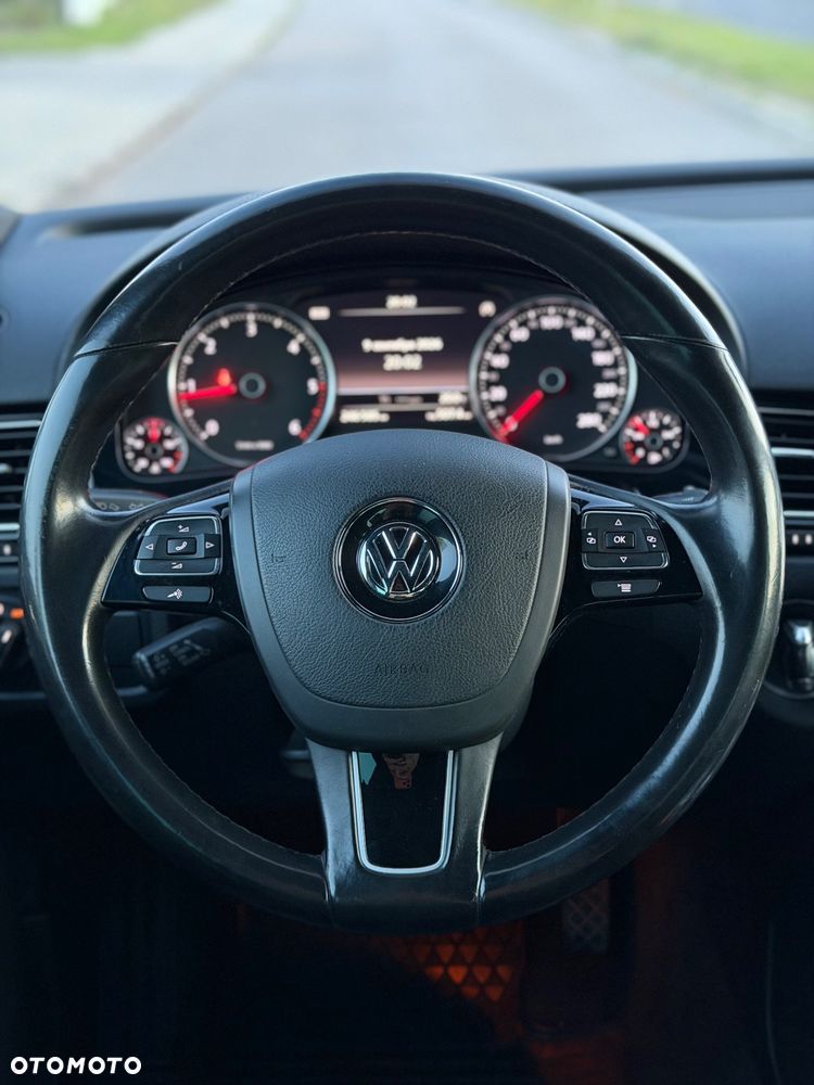 Volkswagen Touareg 3.0 V6 TDI Blue Motion DPF Automatik Exclusive - 33