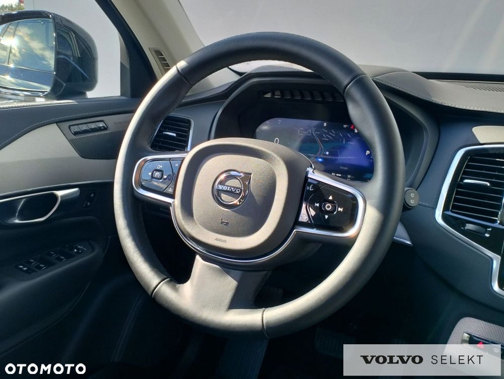 Volvo XC 90 - 26