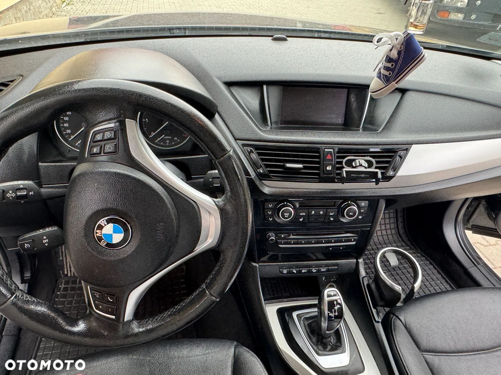 BMW X1 xDrive20d - 11