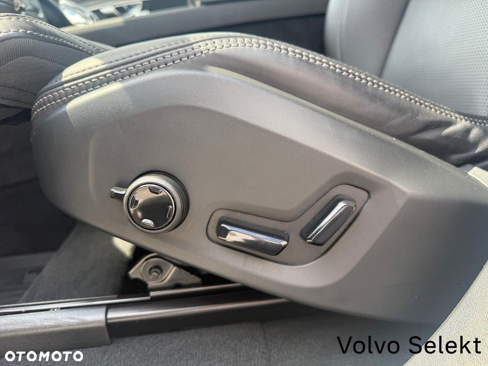 Volvo XC 90 - 14