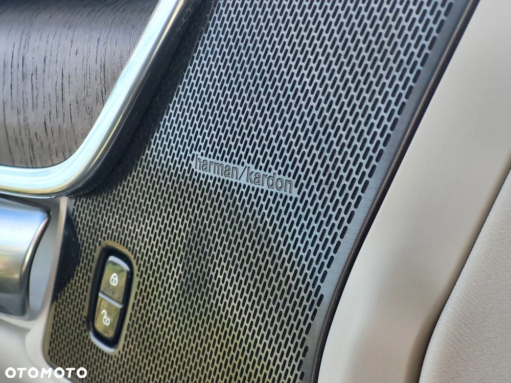 Volvo V90 - 16