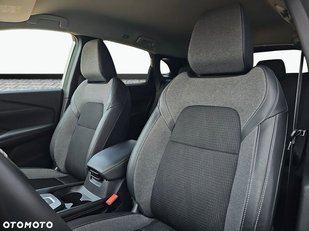 Nissan Qashqai - 25