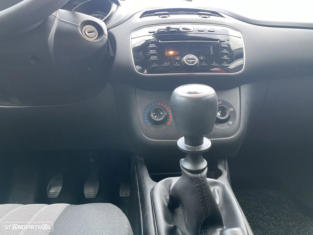 Fiat Punto 1.2 Lounge Start&Stop - 13