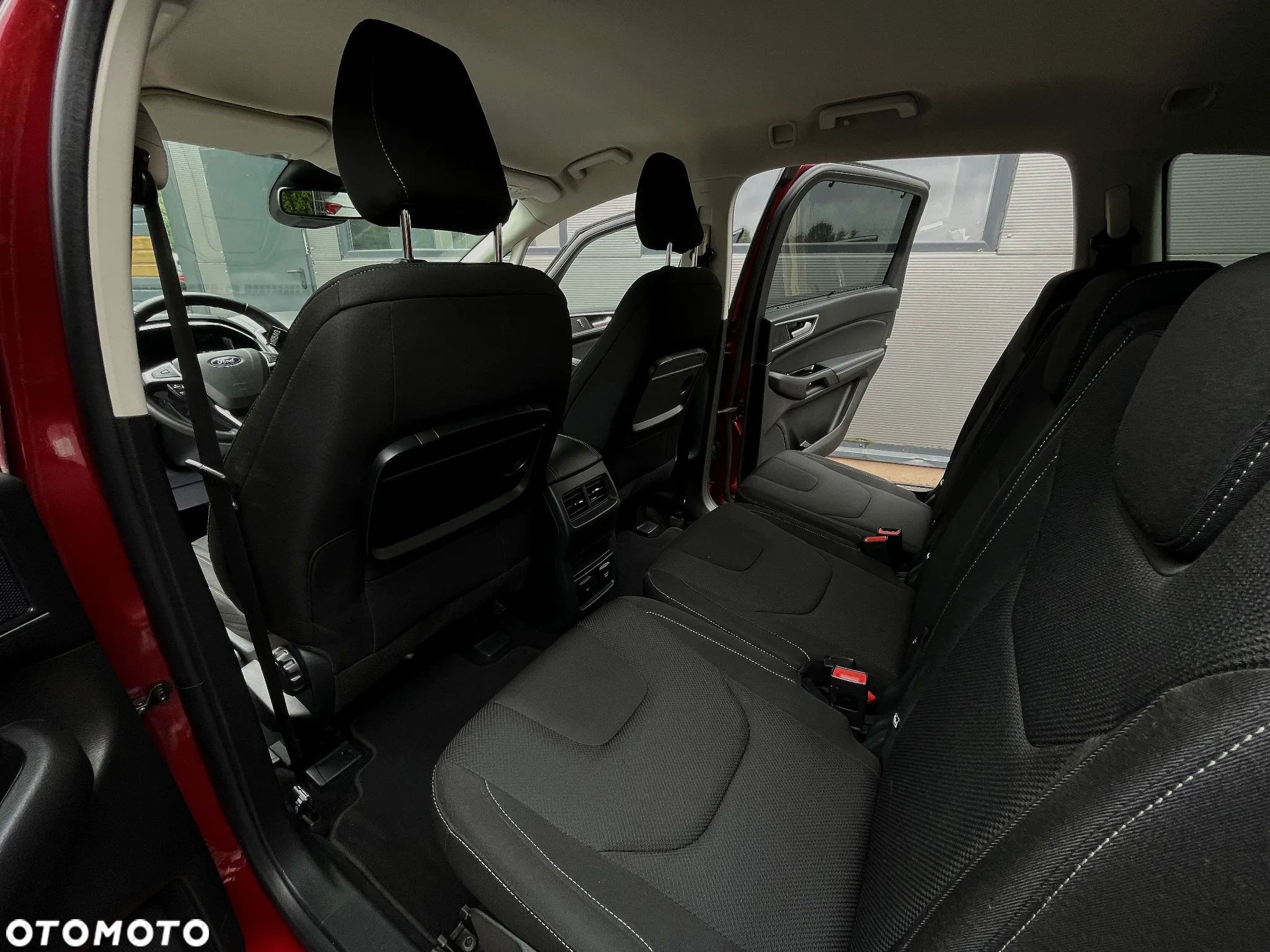 Ford S-Max 2.0 EcoBlue Titanium - 35