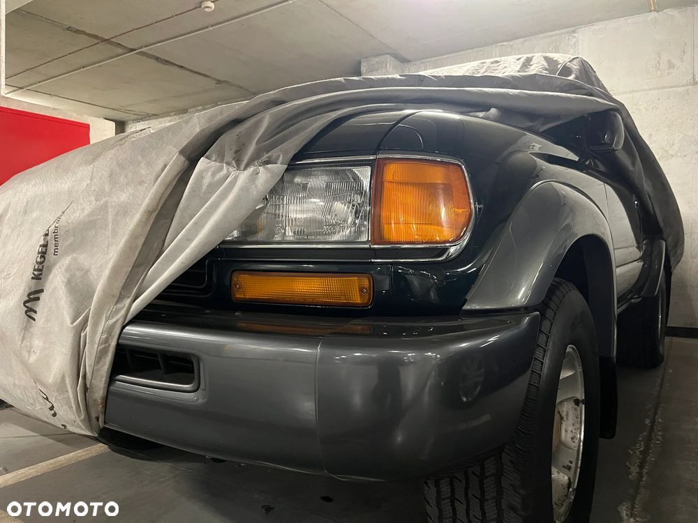 Toyota Land Cruiser - 25
