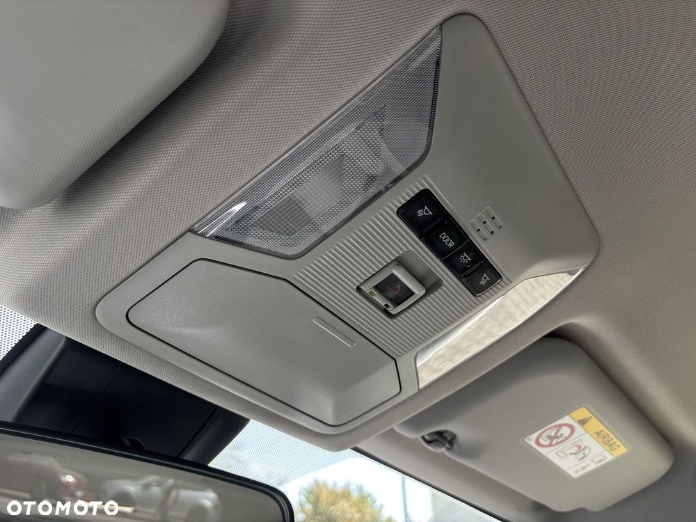 Toyota RAV4 2.5 Hybrid Active 4x2 - 33