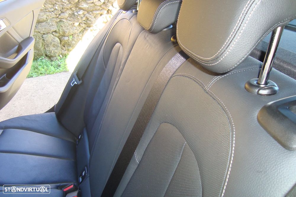 BMW 118 i Line Sport Auto - 37