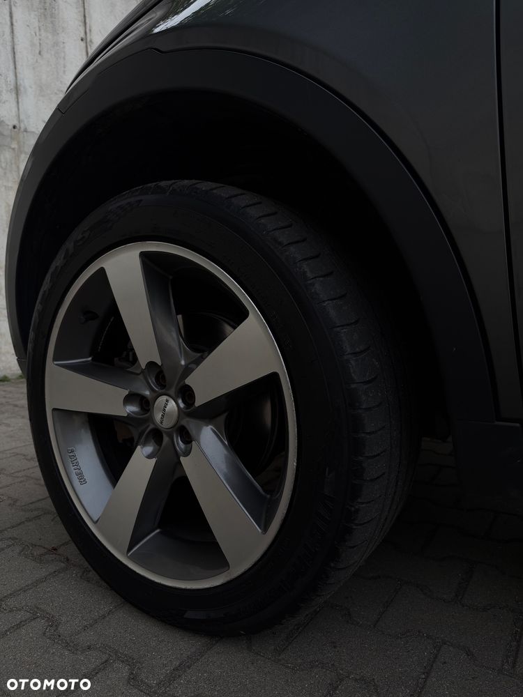 Land Rover Discovery Sport 2.0 TD4 SE - 19