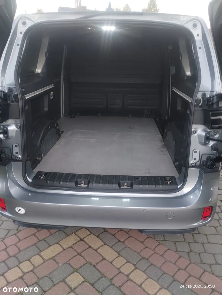 Volkswagen ID.Buzz - 7