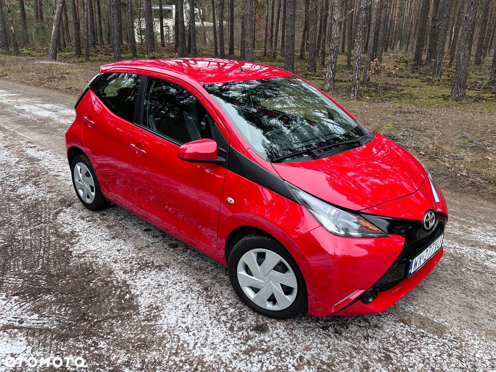 Toyota Aygo x-play - 2