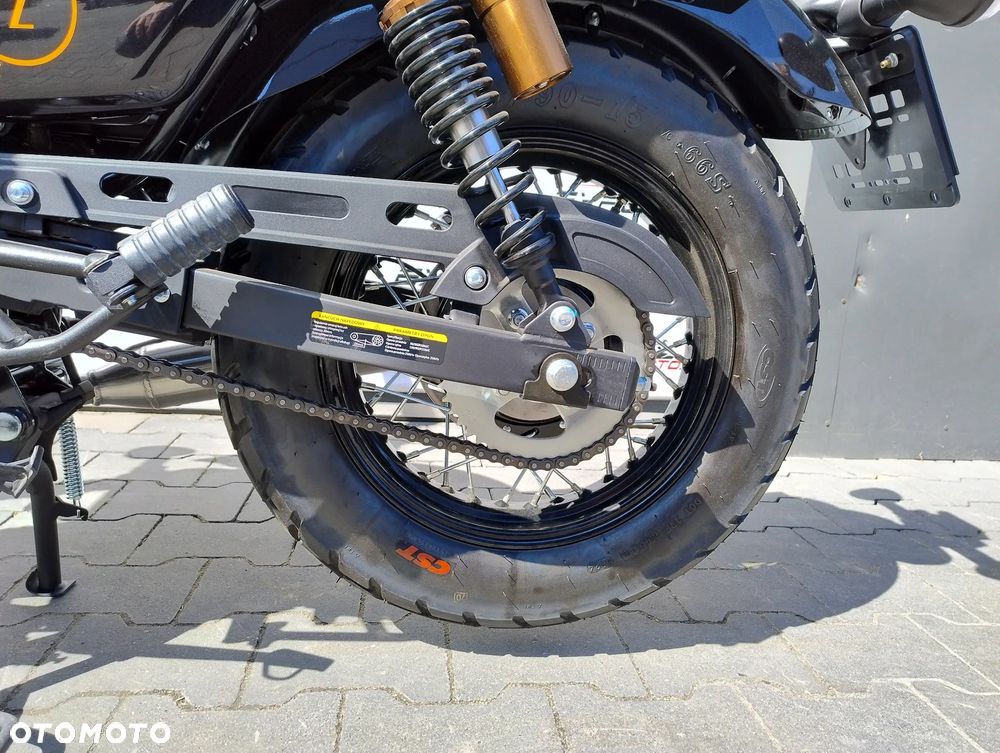 Junak M12 - 8