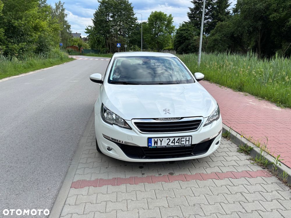 Peugeot 308 1.2 PureTech Business Line S&S - 4