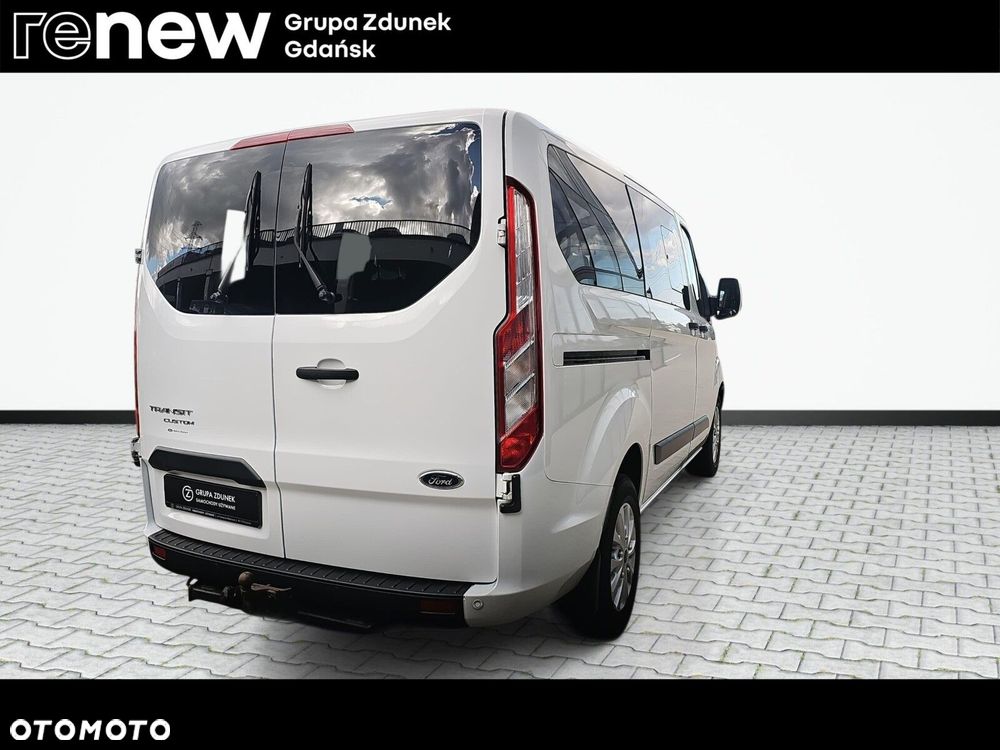 Ford Transit Custom - 11