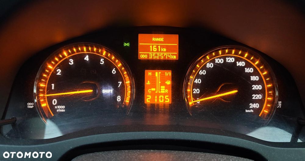 Toyota Avensis 1.8 Luna - 6