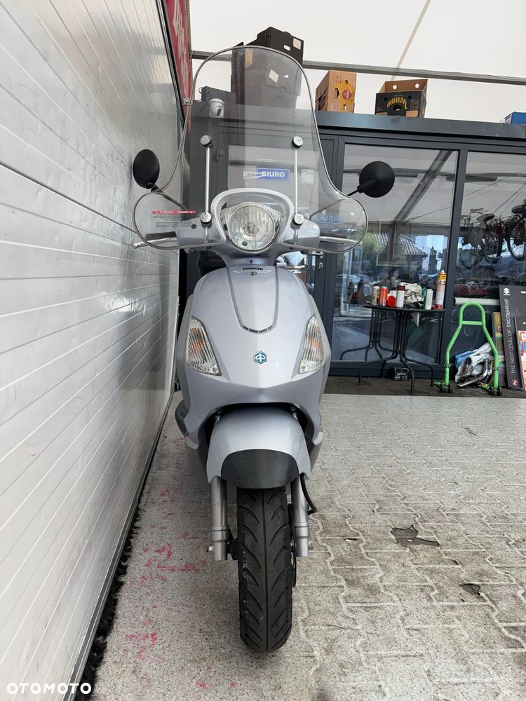 Piaggio FLY - 28