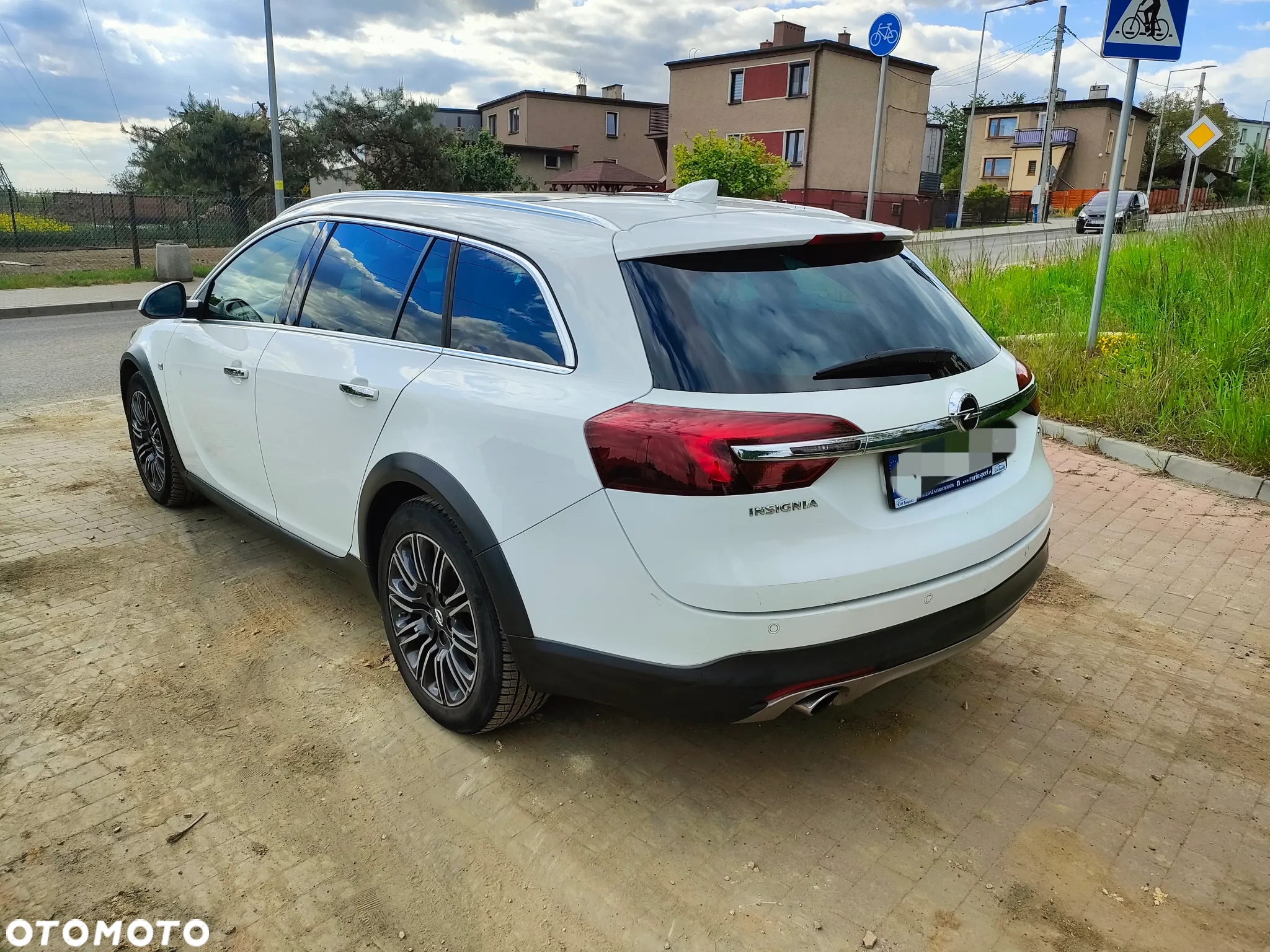 Opel Insignia Country Tourer 2.0 Diesel Exclusive - 3