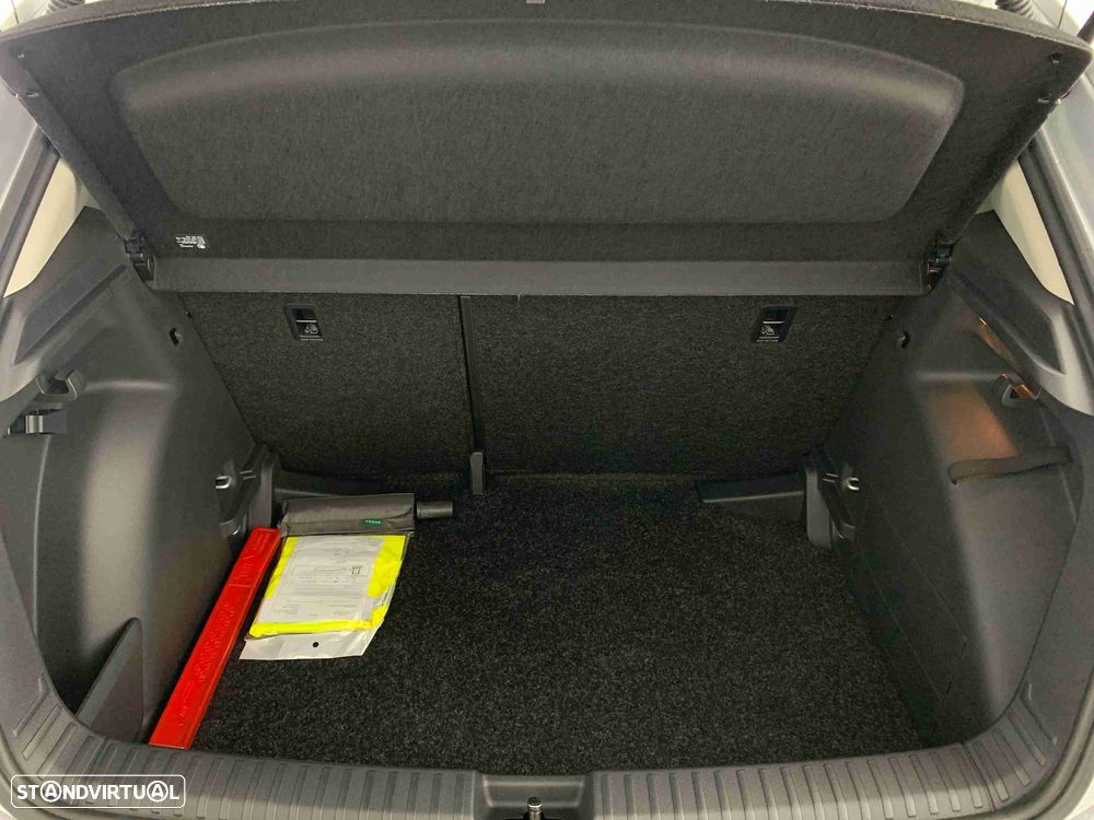 Skoda Fabia 1.0 MPI Selection - 8