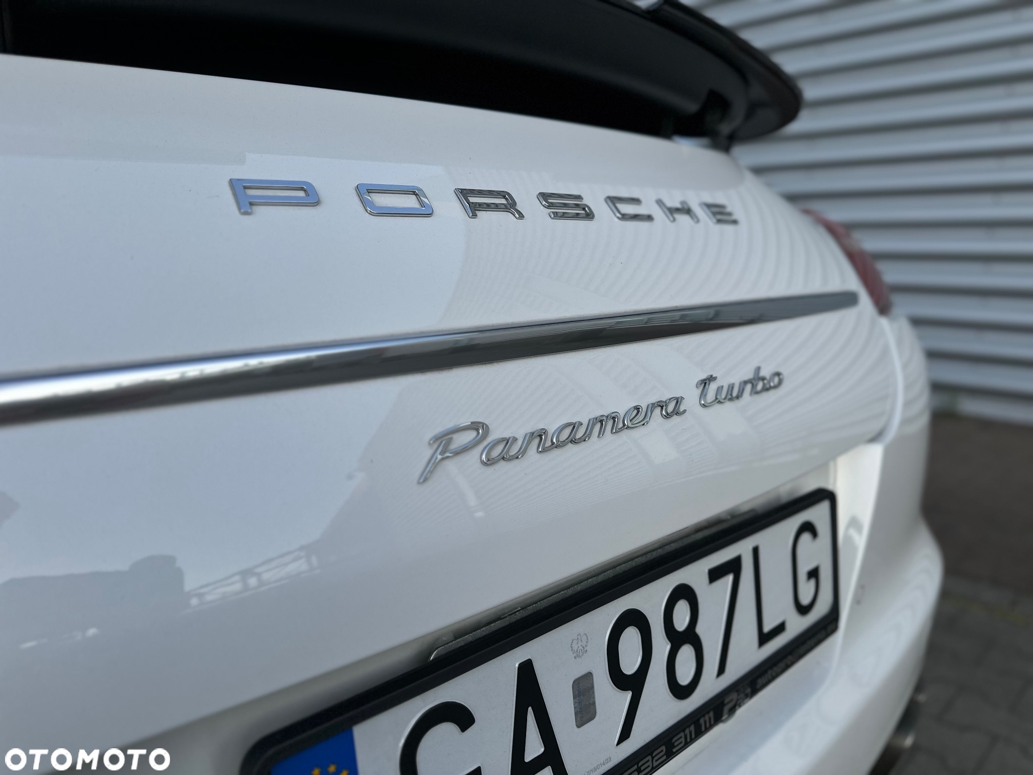 Porsche Panamera Turbo PDK - 6