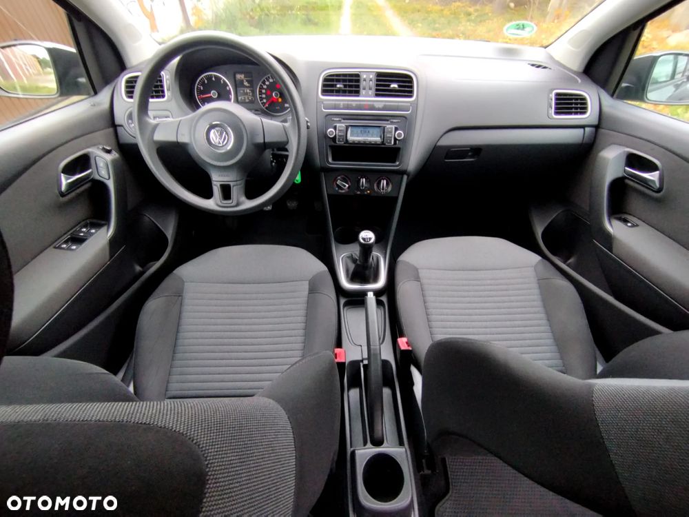 Volkswagen Polo - 9