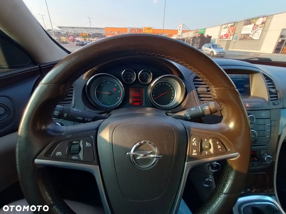 Opel Insignia 2.0 CDTI - 15