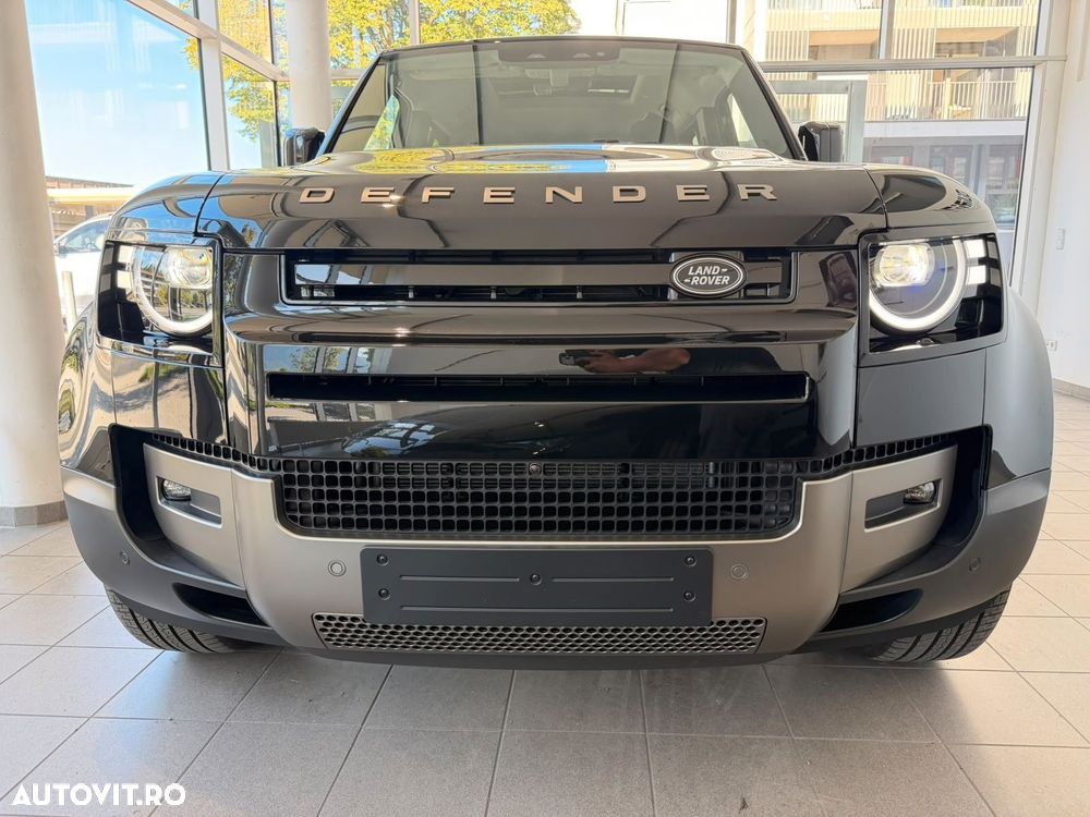 LAND ROVER Defender 2026 — imagine 4