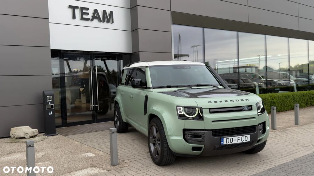Land Rover Defender - 4