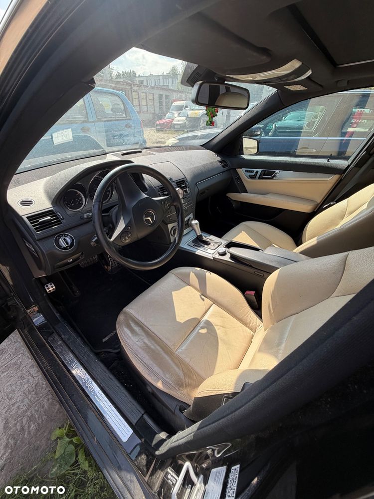 Mercedes-Benz Klasa C 350 CDI BlueEff Avantgarde 4-Matic - 9