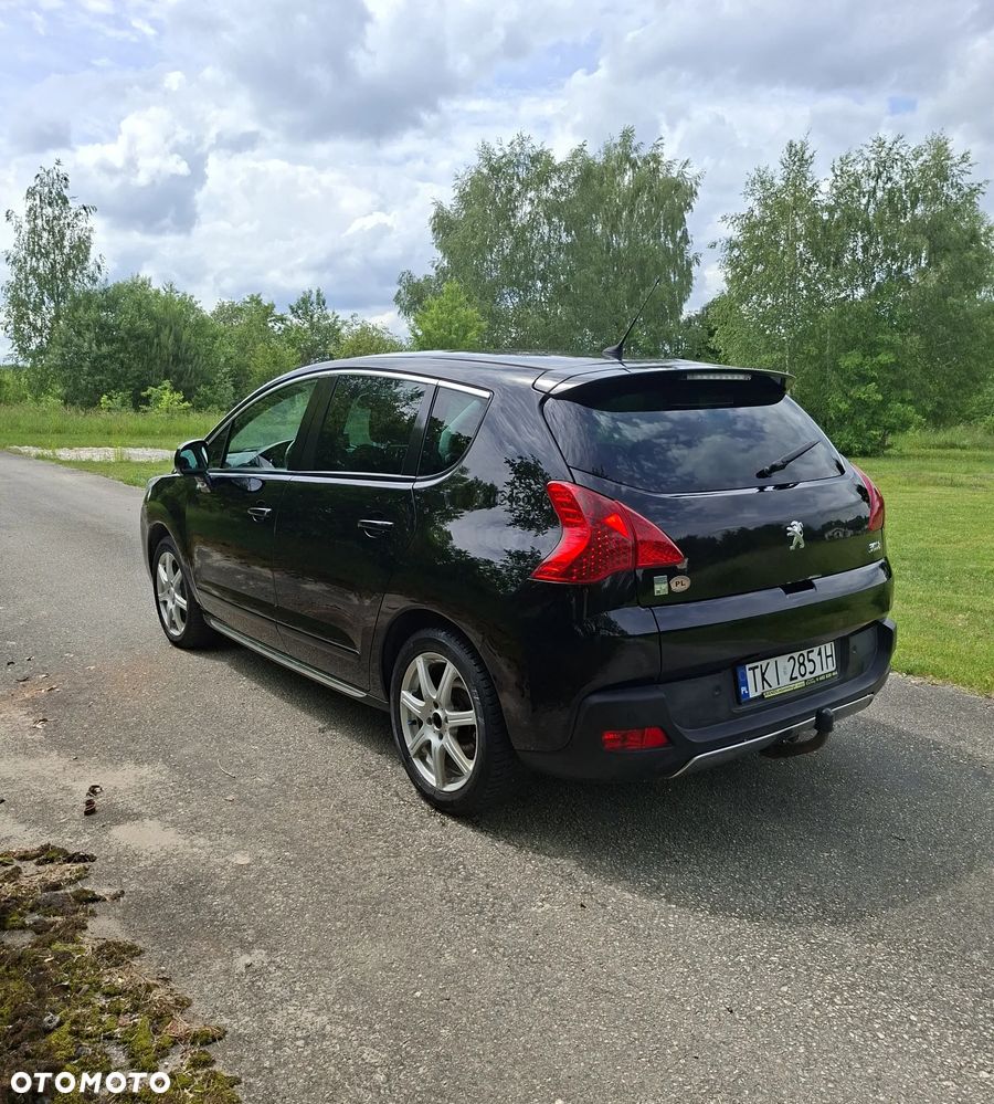 Peugeot 3008 2.0 HDi HYbrid4 - 4