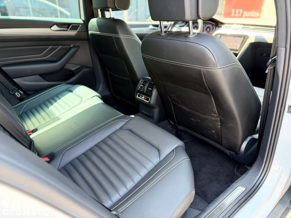 Volkswagen Passat Alltrack - 31