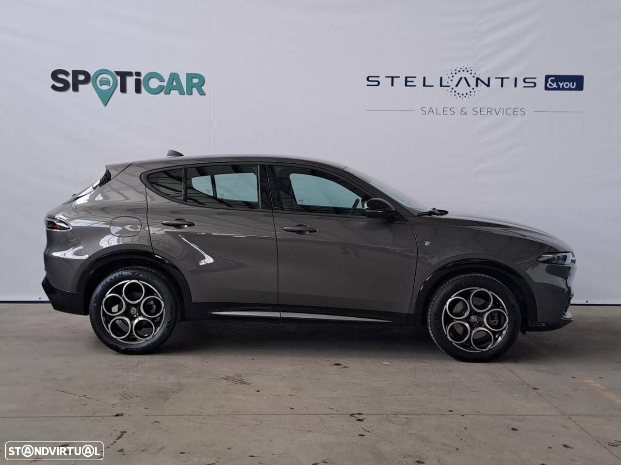 Alfa Romeo Tonale 1.5 Hybrid Ti - 4