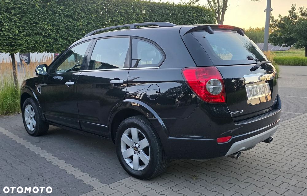 Chevrolet Captiva 2.4 4WD 7 Sitzer LT - 7