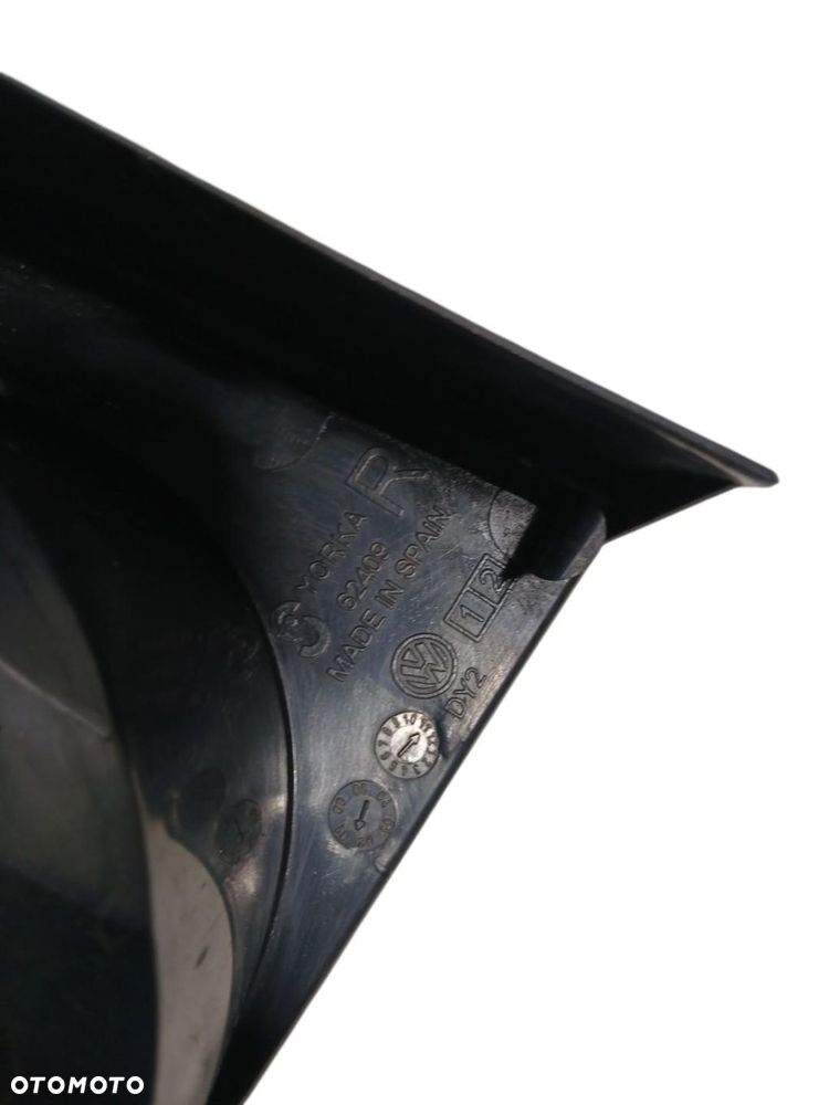 LAMPA PRAWA TYLNA TYŁ VW POLO IV 9N 62409 POLO IV - 3