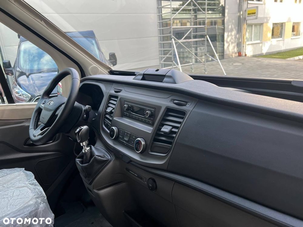 Ford Transit - 6