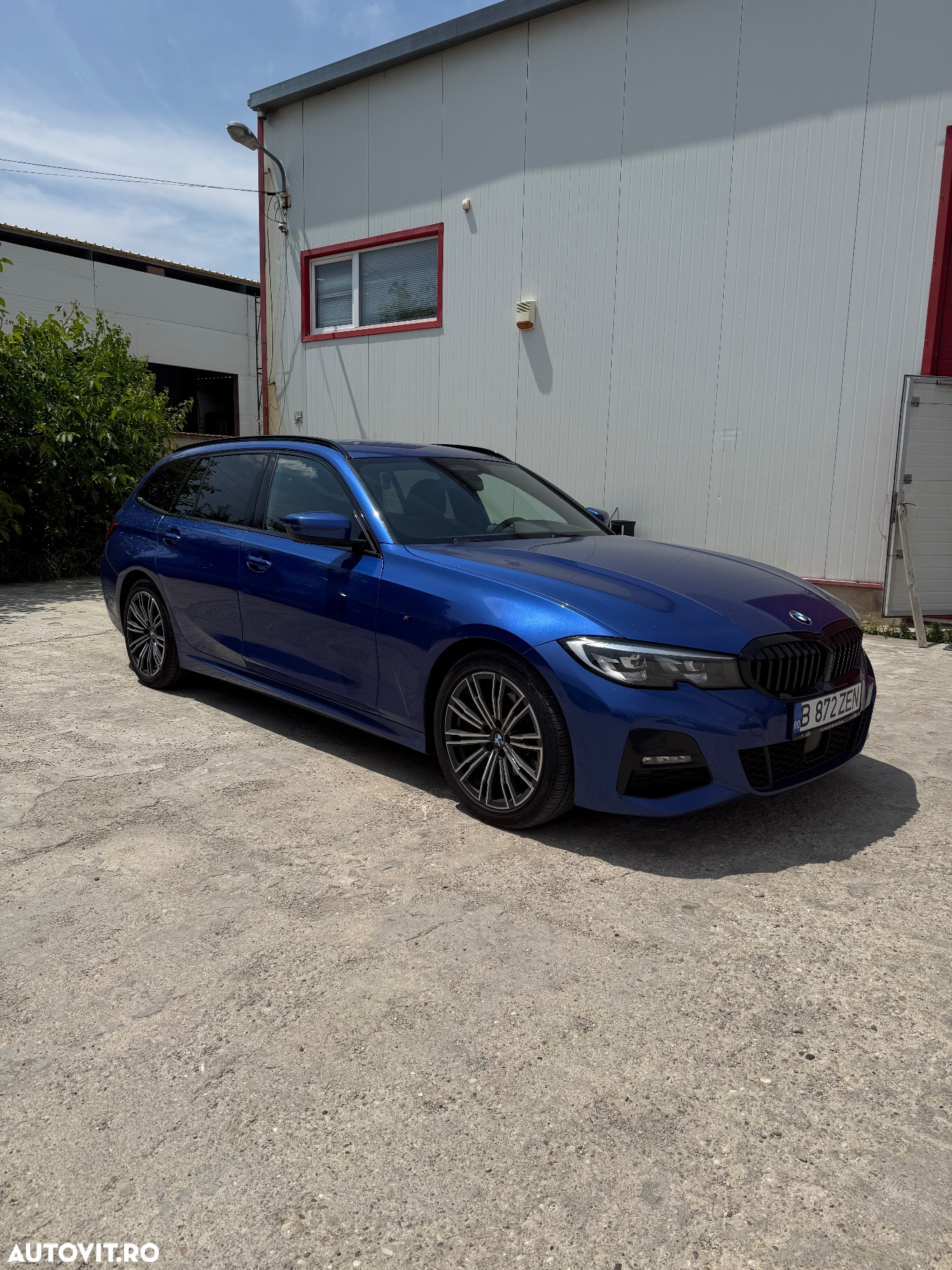 BMW Seria 3 320d xDrive AT M Sport - 2