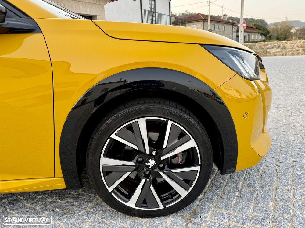 Peugeot 208 1.2 PureTech GT - 8