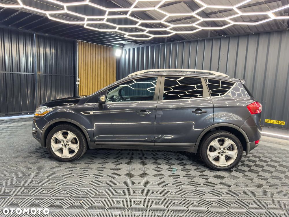 Ford Kuga 2.0 TDCi Titanium - 9