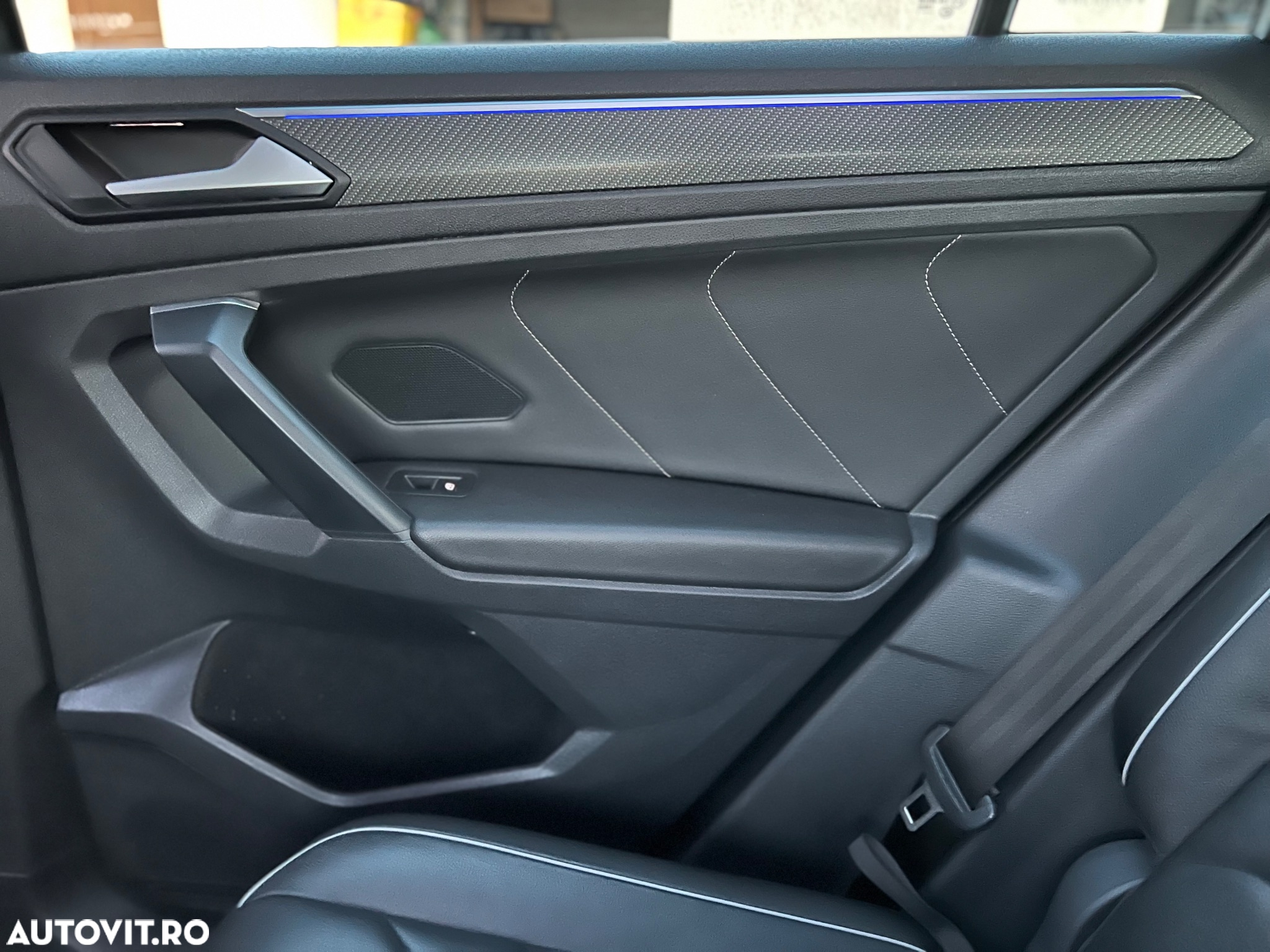 Volkswagen Tiguan - 28