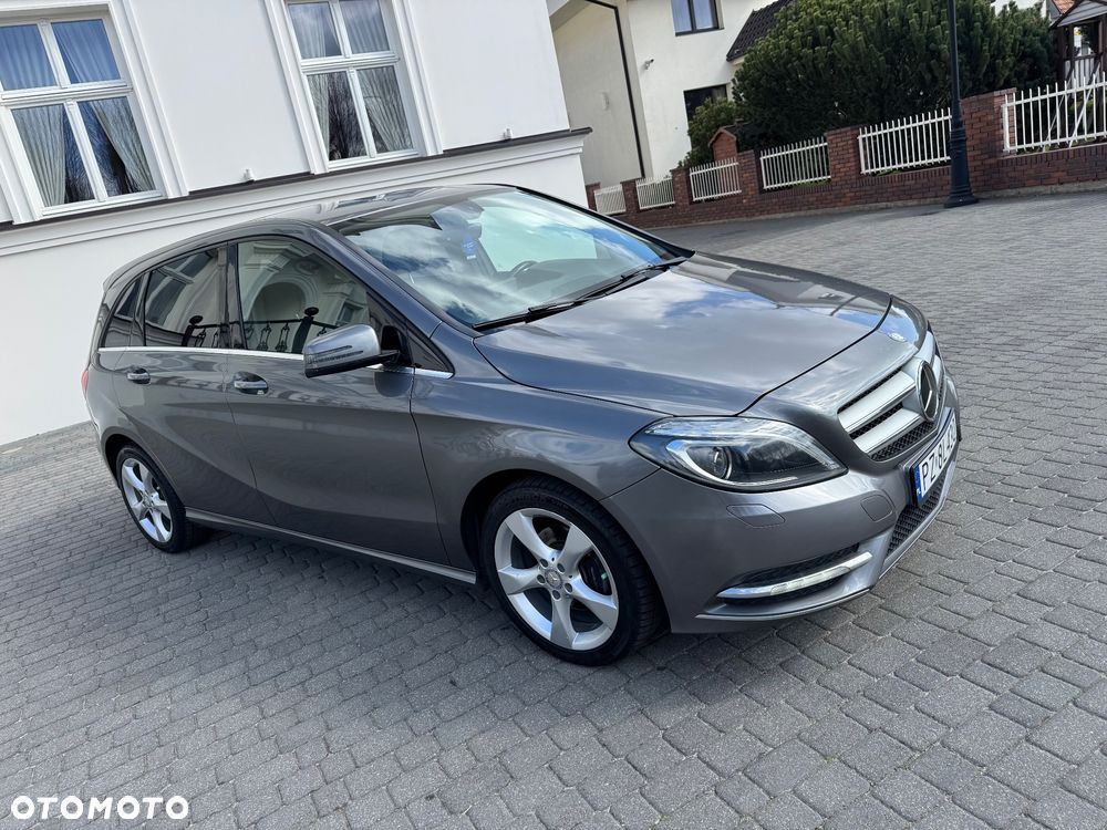Mercedes-Benz Klasa B 200 CDI DPF Autotronic SPORT EDITION - 4