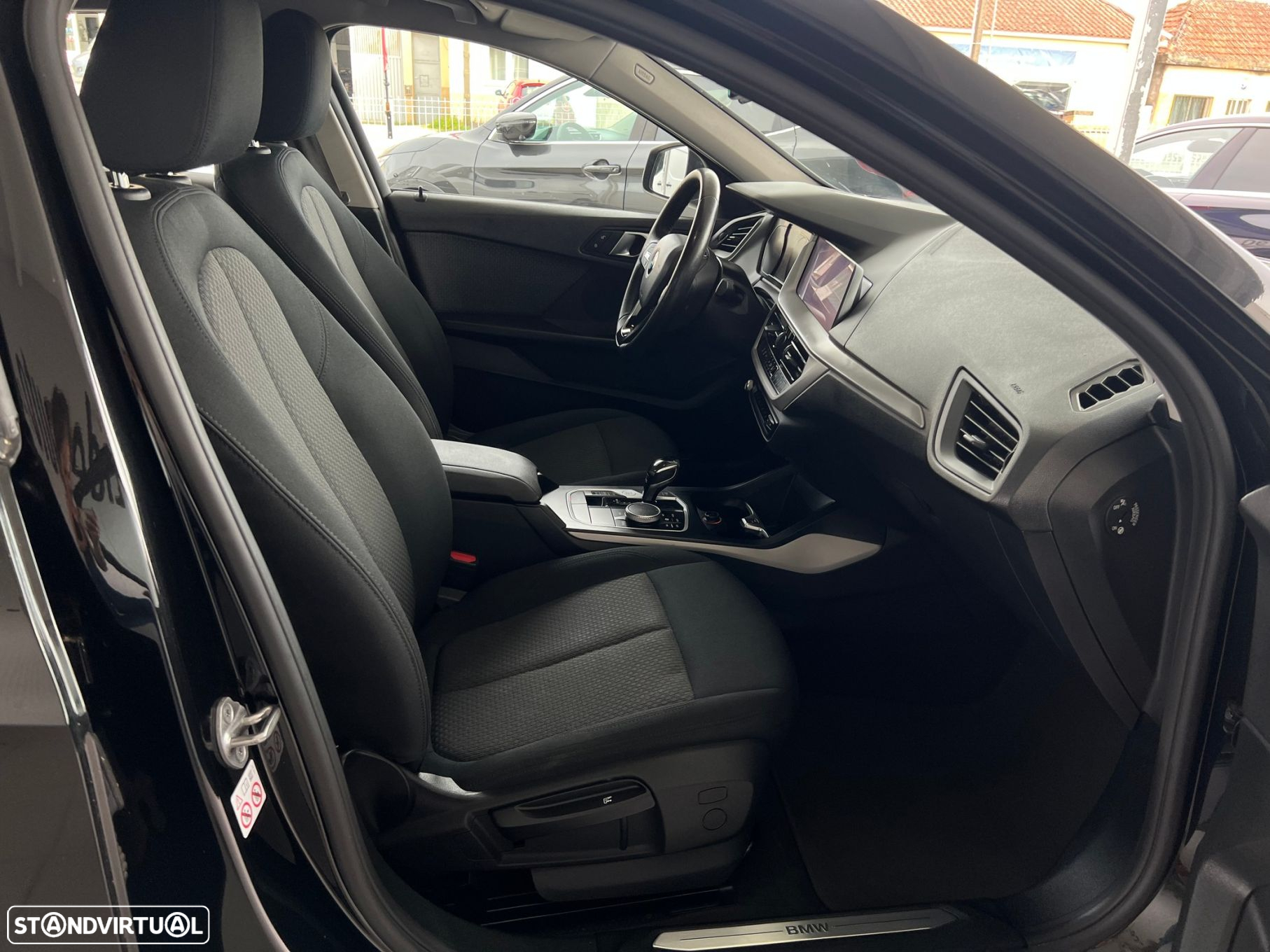 BMW 116 d Advantage Auto - 24