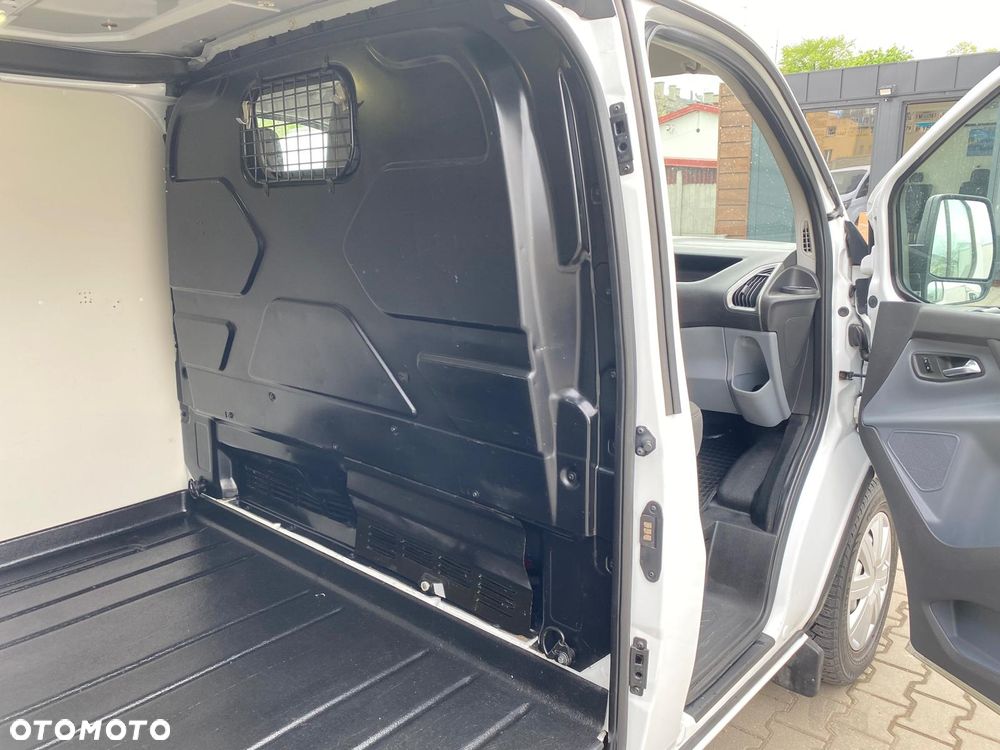 Ford TRANSIT CUSTOM - 29