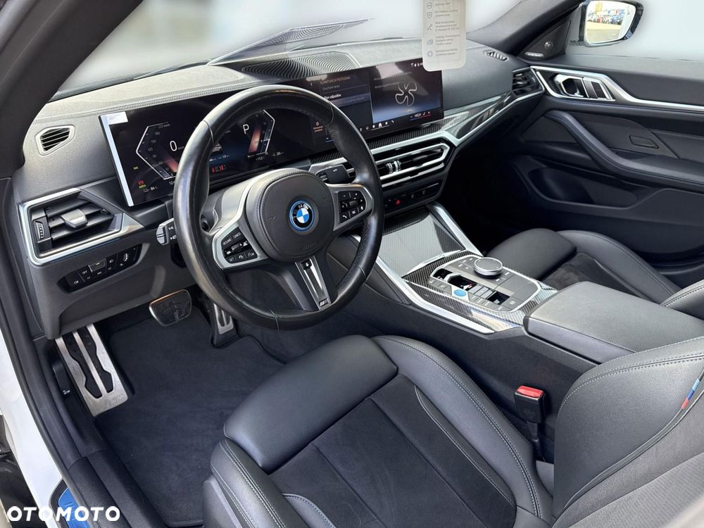 BMW i4 - 5