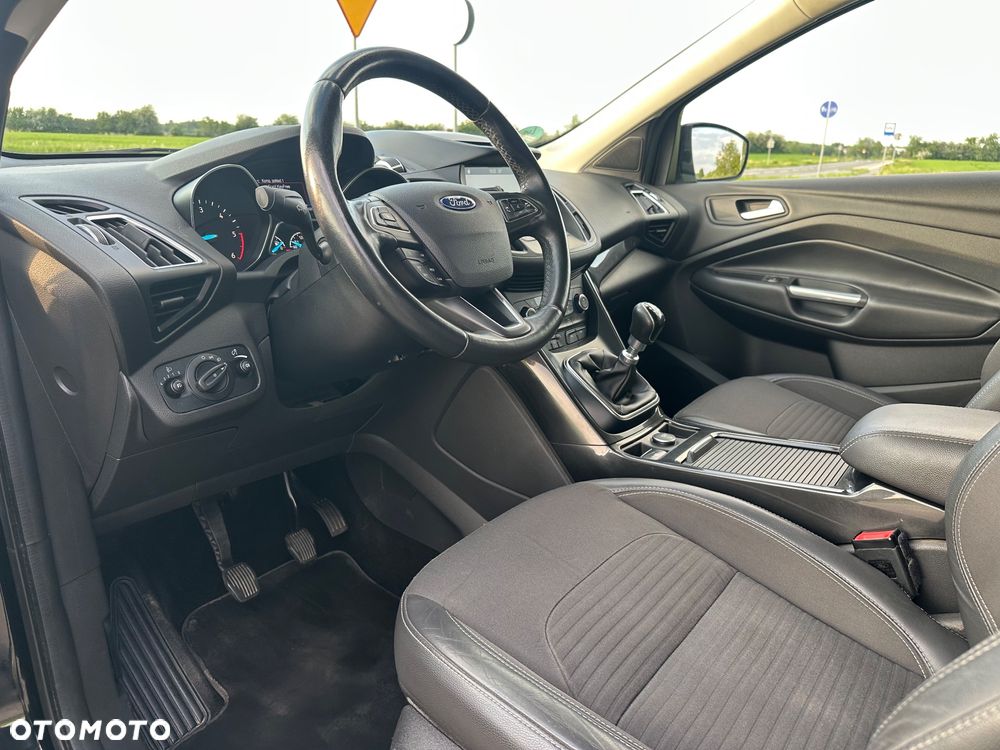 Ford Kuga 2.0 TDCi 2x4 Titanium - 7