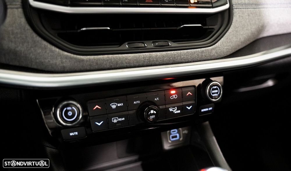 Jeep Compass 1.3 T Longitude - 7