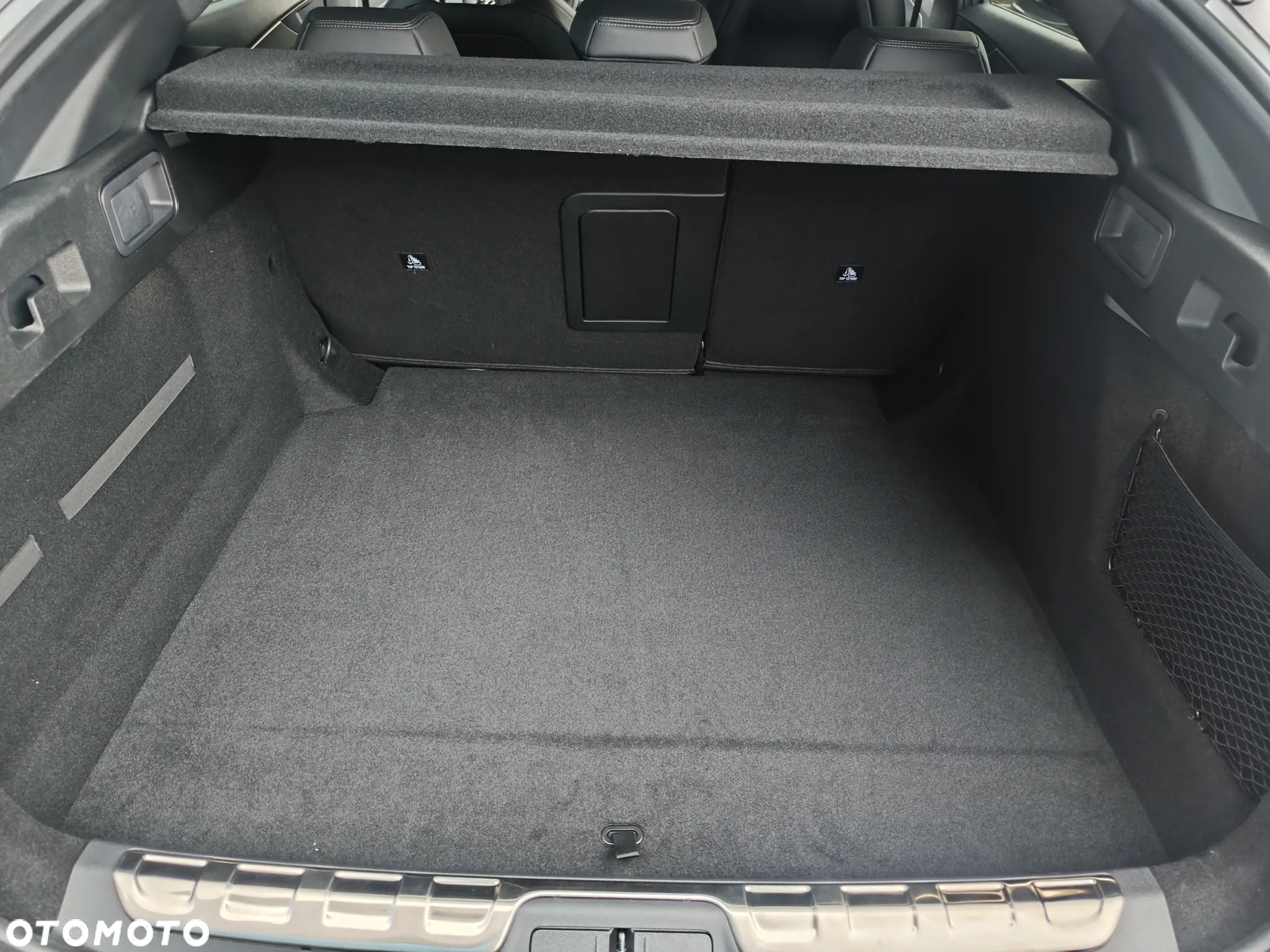 Peugeot 408 - 13