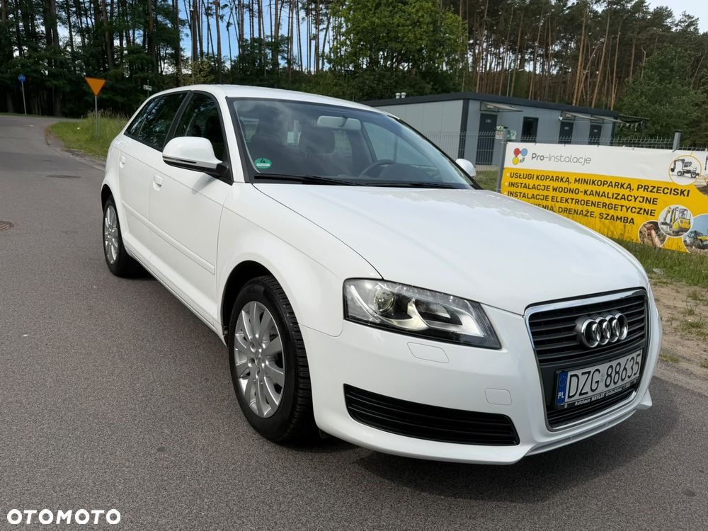Audi A3 Sportback - 16