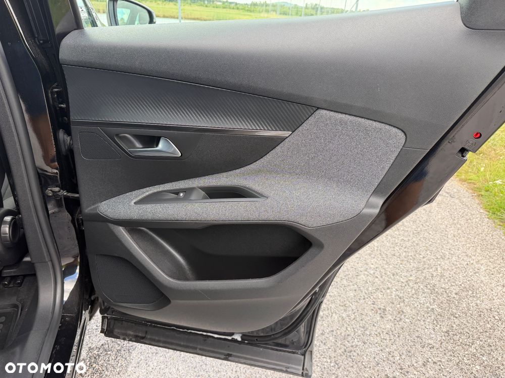Peugeot 3008 1.2 PureTech Active S&S - 37