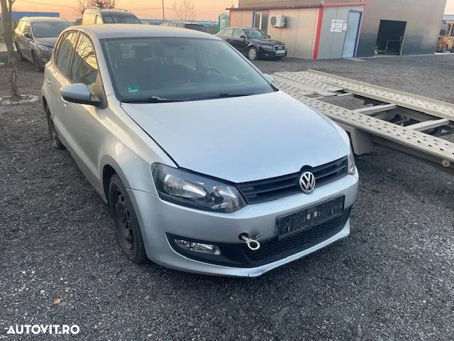 Dezmembrez Volkswagen Polo 6 R 1.4 Benzina - 1