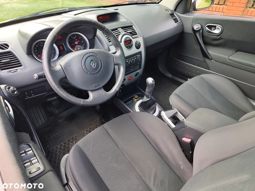 Renault Megane 1.6 16V Dynamique - 15