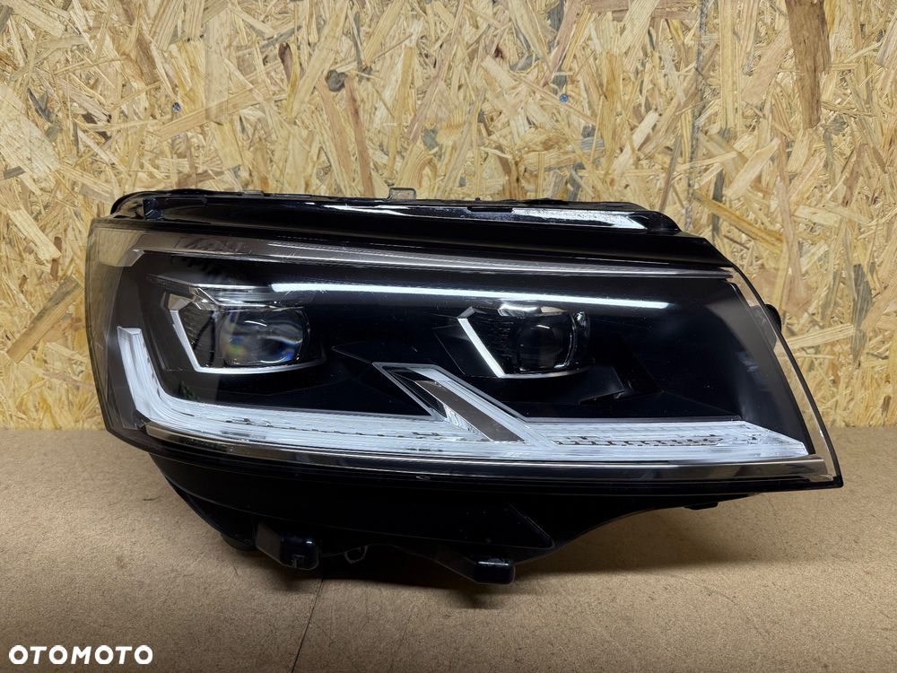 LAMPA PRAWA PRZÓD PRZEDNIA FULL LED VW T6.1 T6 LIFT MULTIVAN 7L1 7L1941036A - 1